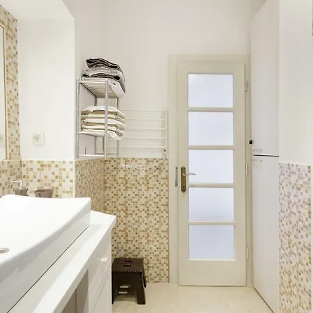 On The Coast-jere Apartament