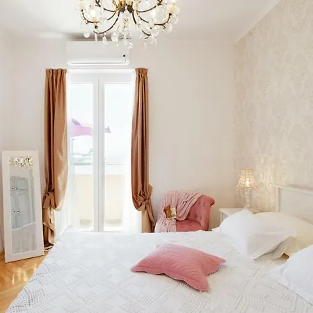 On The Coast-jere アパート スプリト